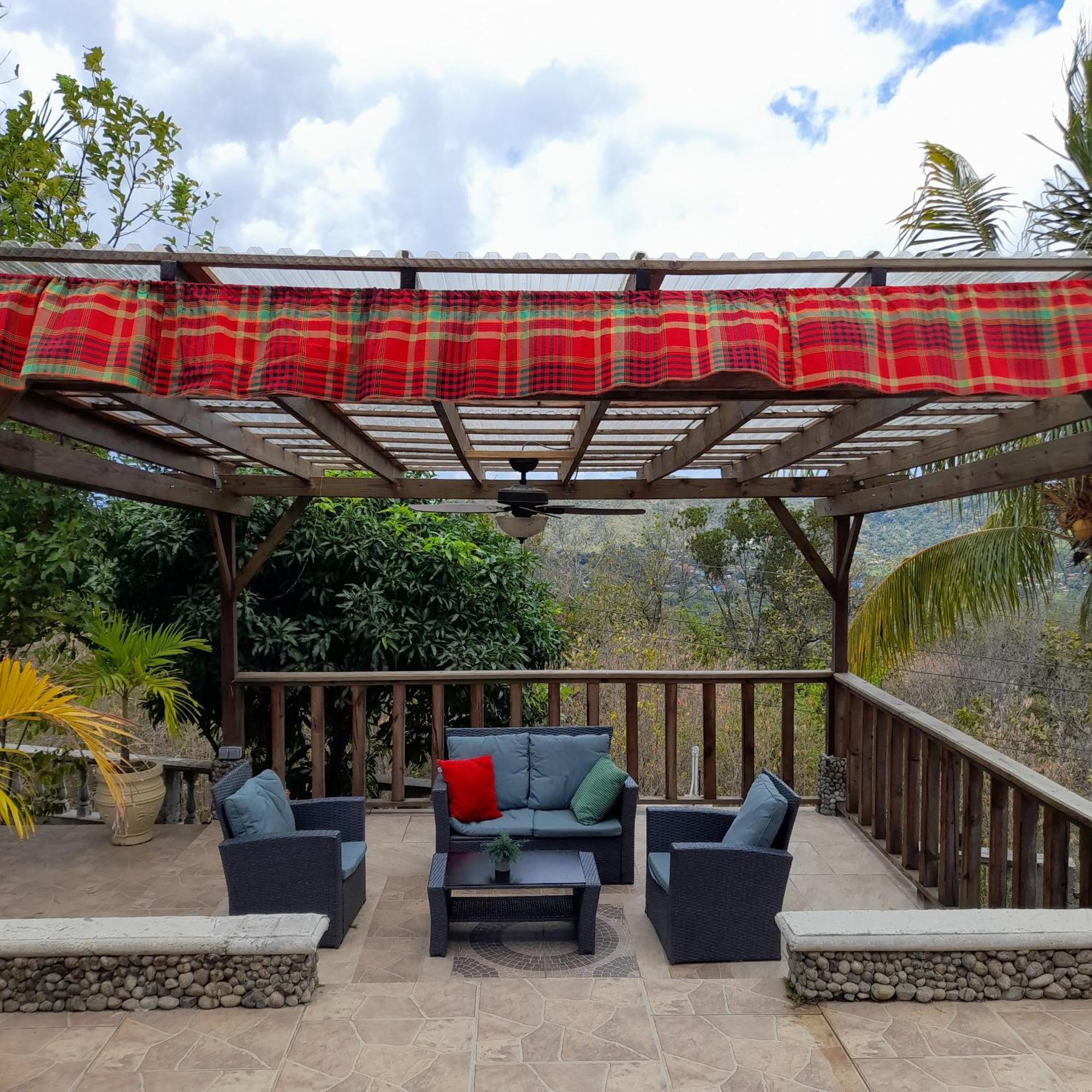 Eden Crest Villa Anse La Raye Dış mekan fotoğraf